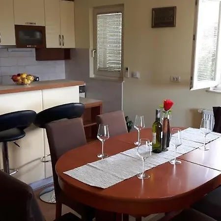 With A Parking Space Mlini, Dubrovnik - 9105 아파트